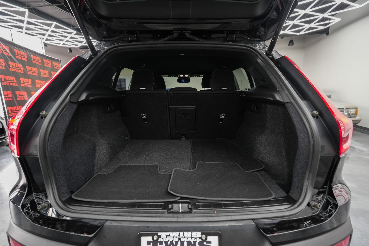 Volvo XC40 B5 Core AWD 2024