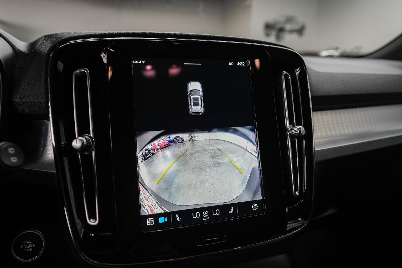 Volvo XC40 B5 Core AWD 2024