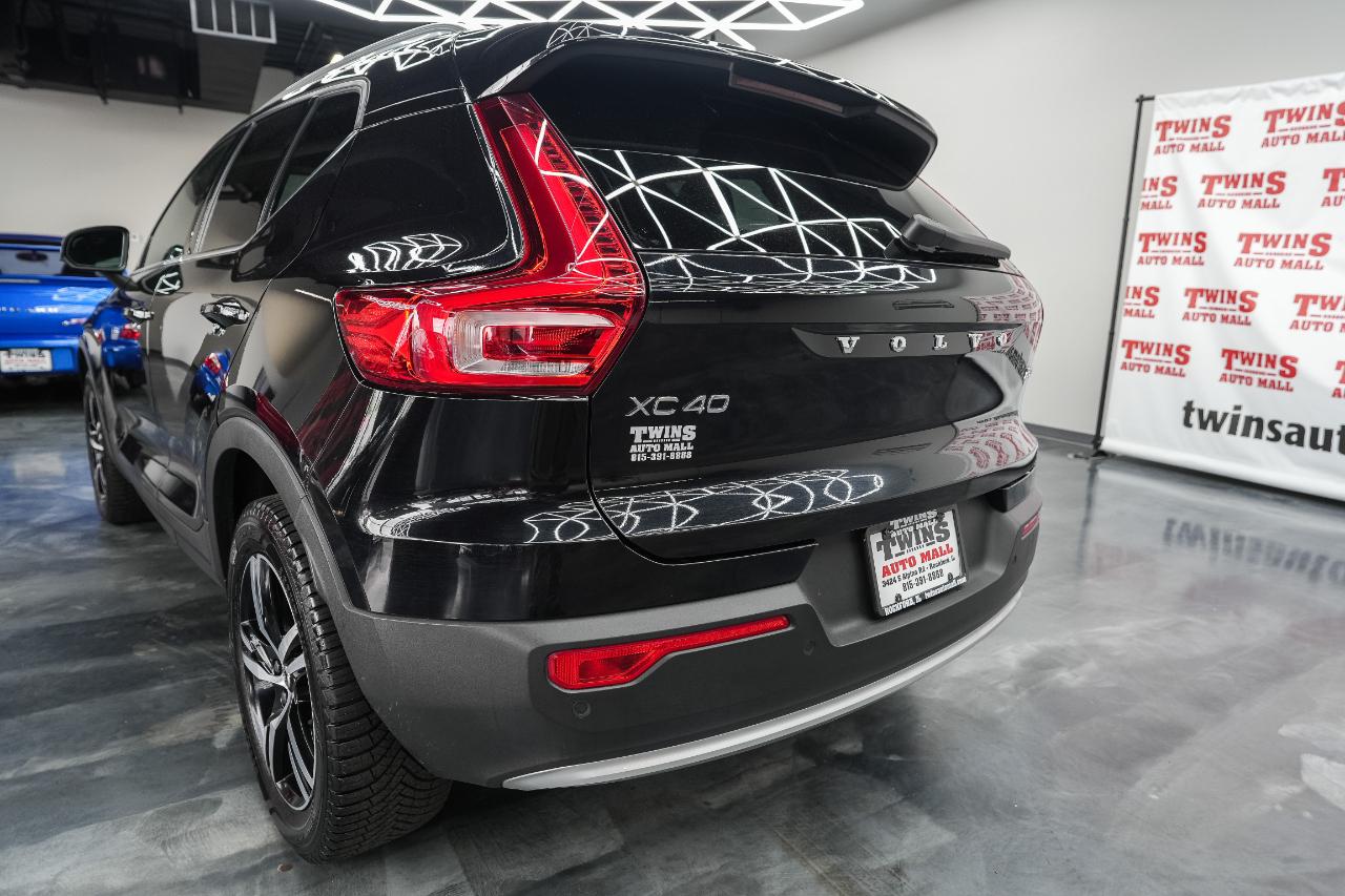 Volvo XC40 B5 Core AWD 2024