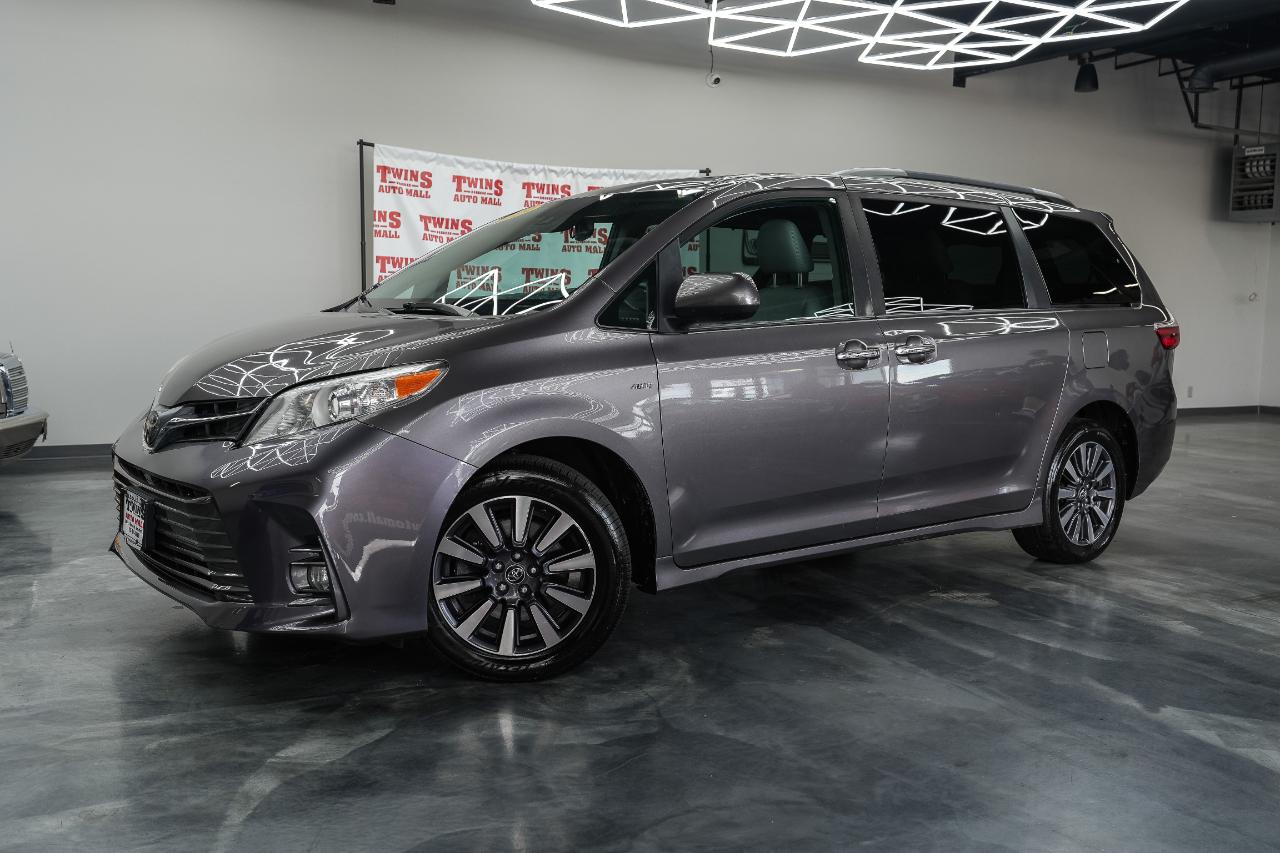 Toyota Sienna XLE 7-Passenger AWD 2020