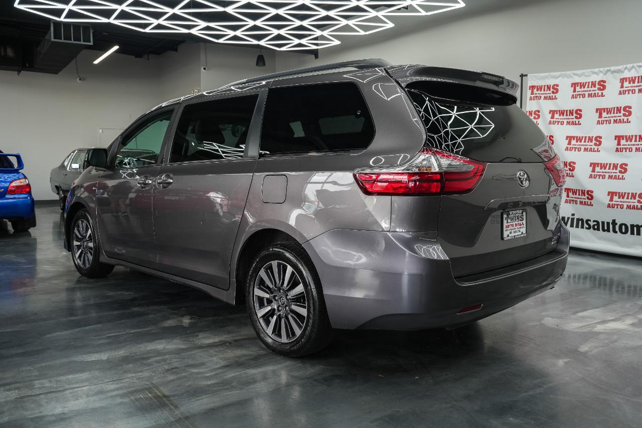 Toyota Sienna XLE 7-Passenger AWD 2020