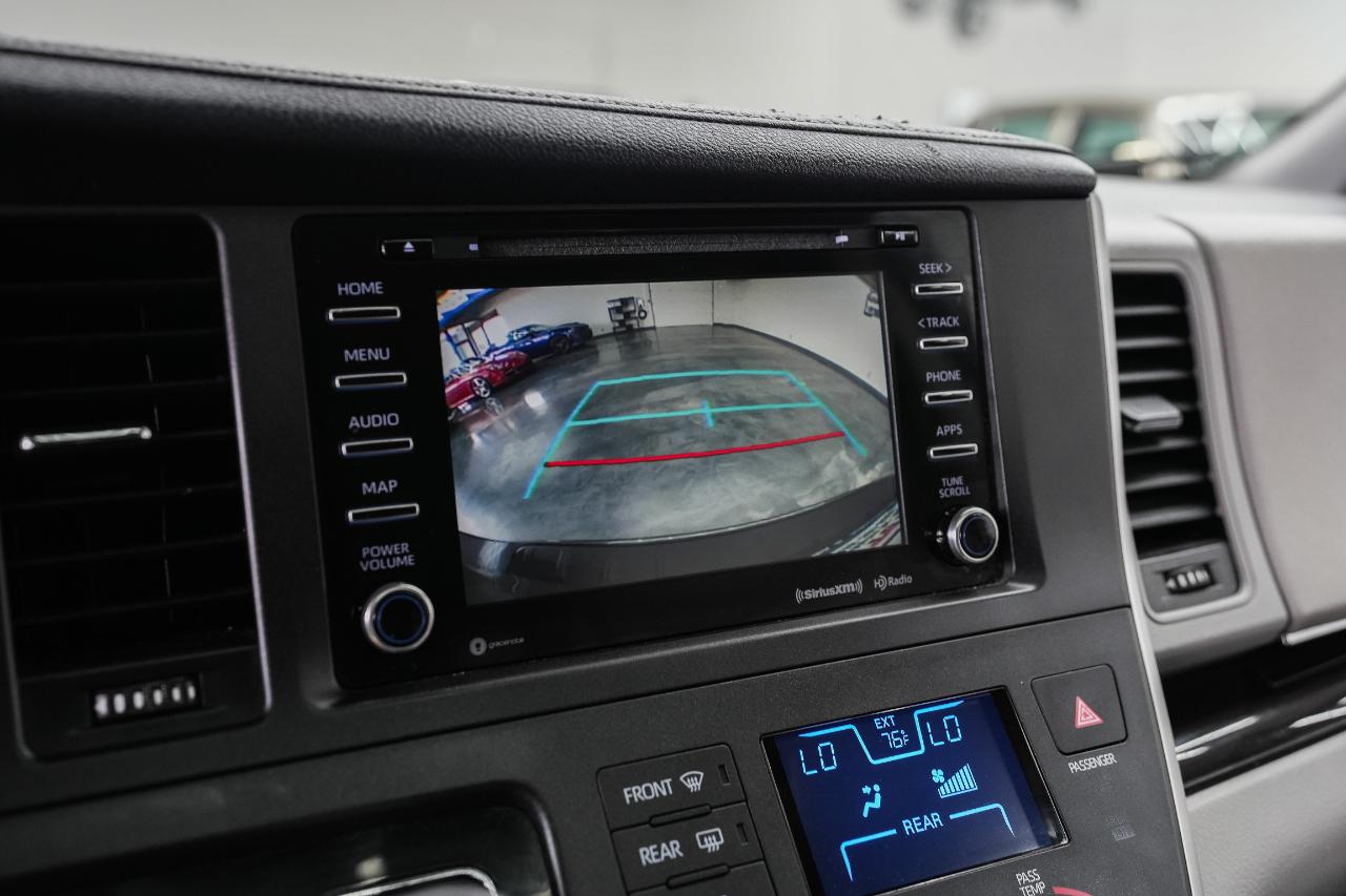 Toyota Sienna XLE 7-Passenger AWD 2020