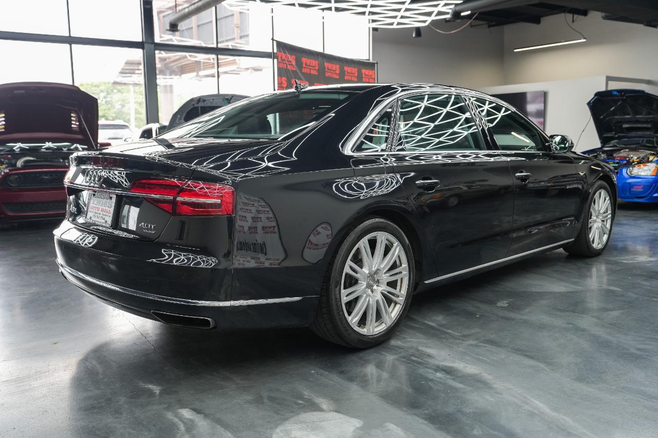 Audi A8 L 4.0T quattro 2015