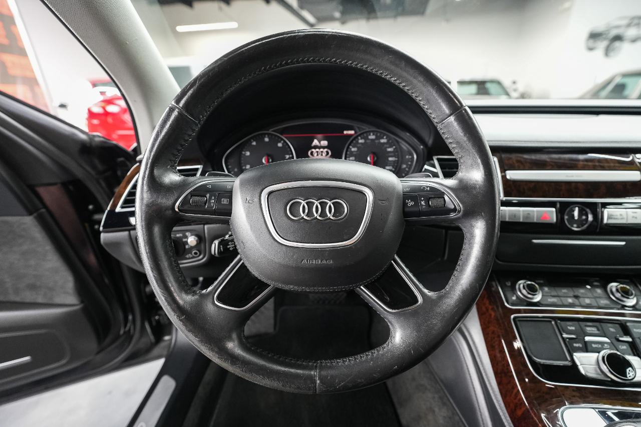 Audi A8 L 4.0T quattro 2015
