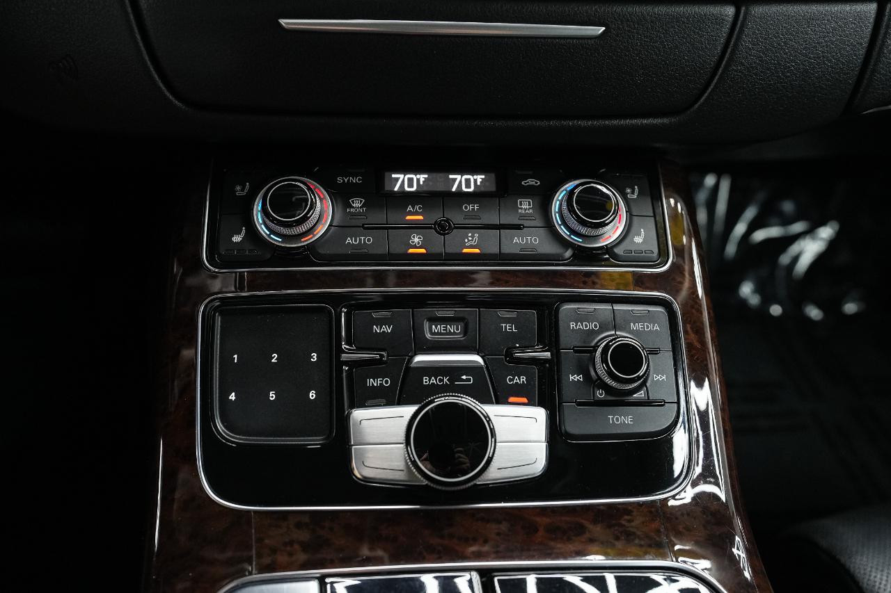 Audi A8 L 4.0T quattro 2015