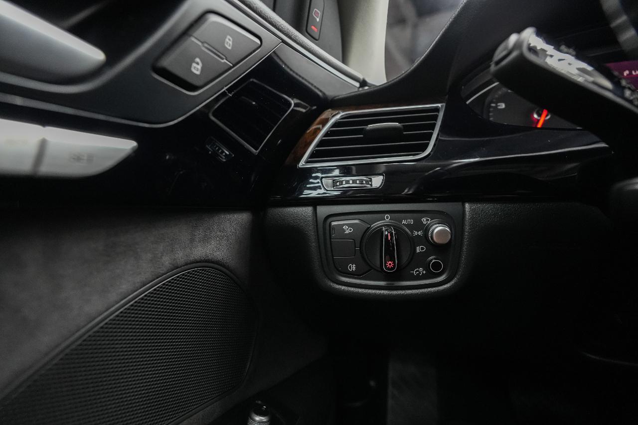 Audi A8 L 4.0T quattro 2015