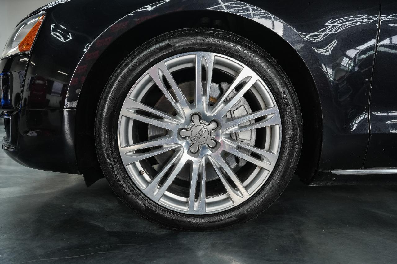 Audi A8 L 4.0T quattro 2015