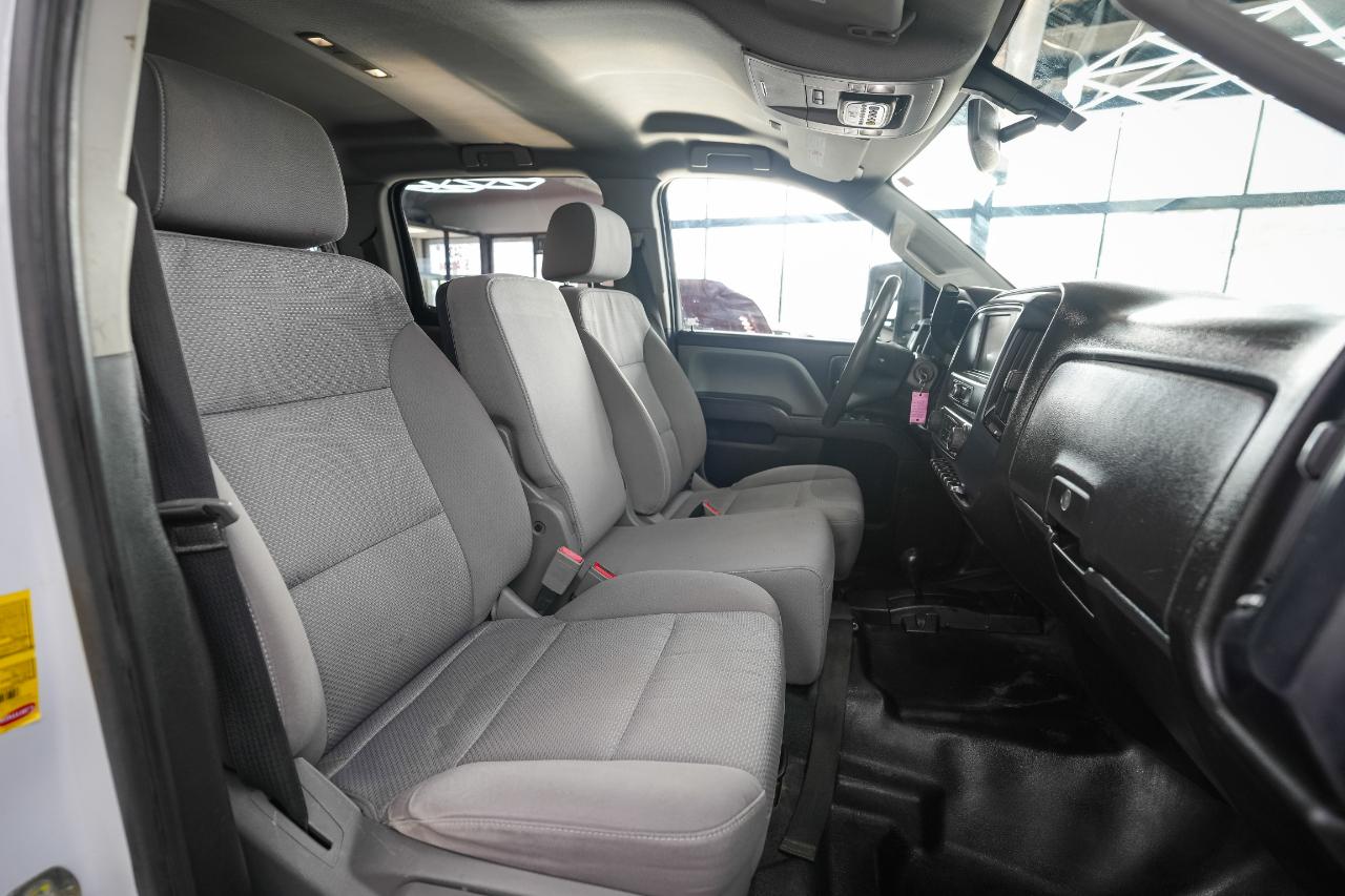 GMC Sierra 3500HD Base Crew Cab 4WD 2019