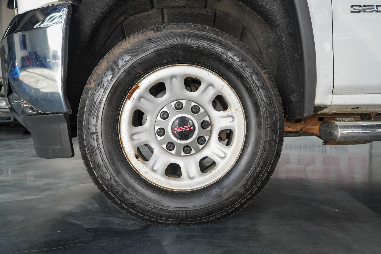 GMC Sierra 3500HD Base Crew Cab 4WD 2019