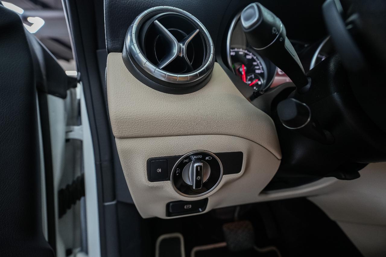 Mercedes-Benz CLA-Class CLA250 4MATIC 2019