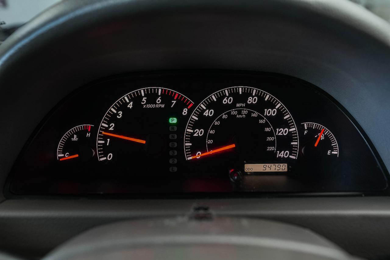 Toyota Camry LE V6 2005