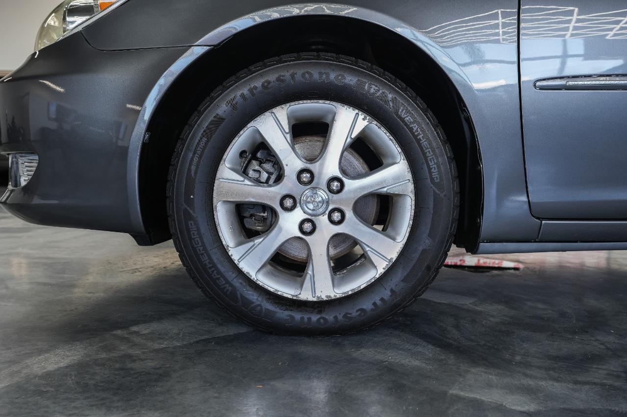 Toyota Camry LE V6 2005