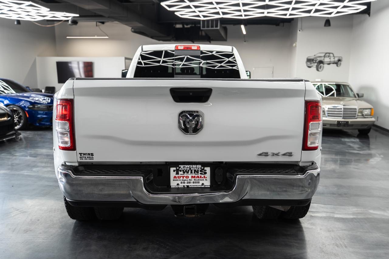 RAM 3500 Tradesman Crew Cab 4WD DRW 2024