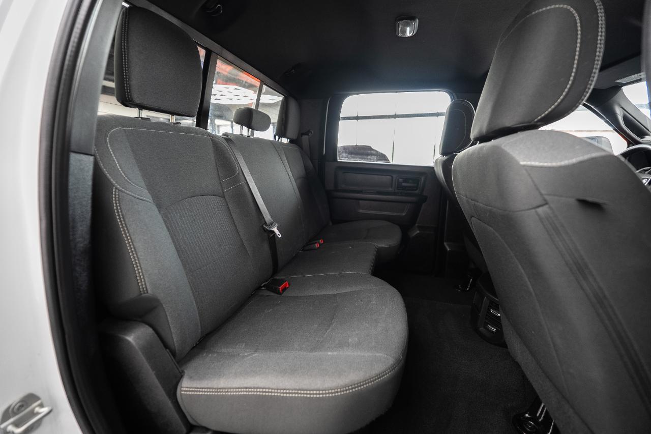 RAM 3500 Tradesman Crew Cab 4WD DRW 2024