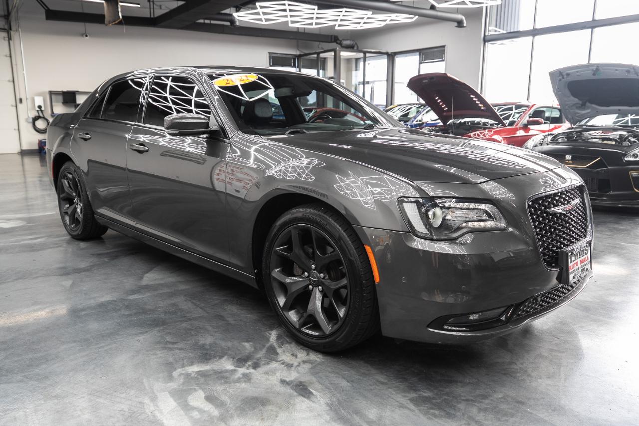 Chrysler 300 S V6 RWD 2021