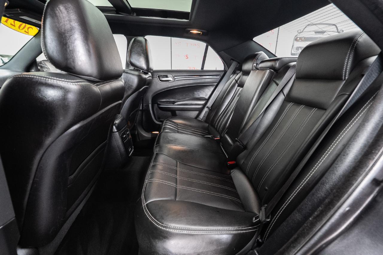 Chrysler 300 S V6 RWD 2021