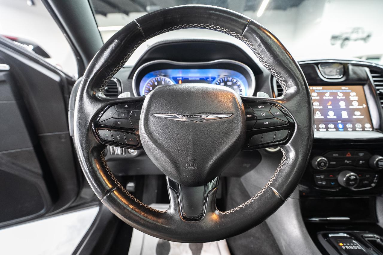 Chrysler 300 S V6 RWD 2021
