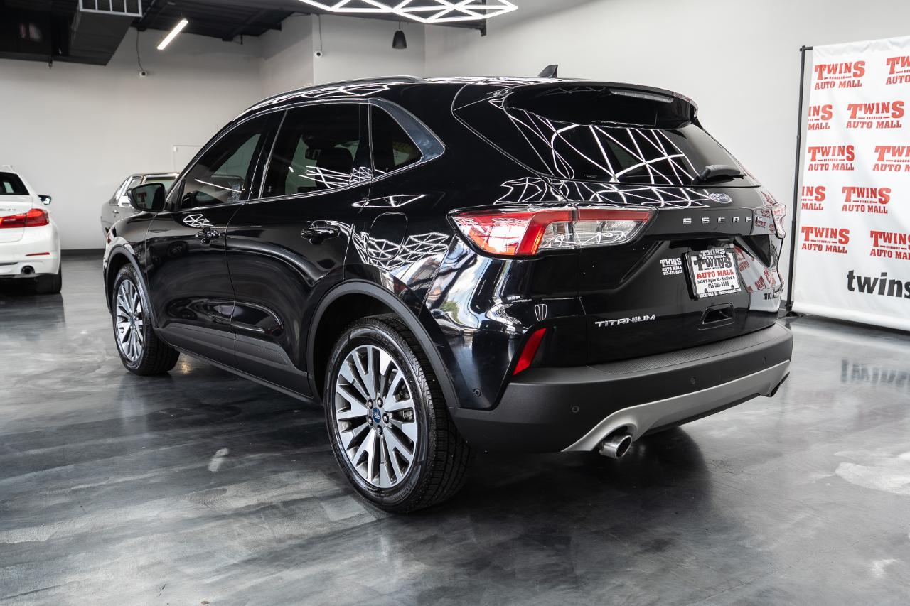 Ford Escape Hybrid Titanium AWD 2020