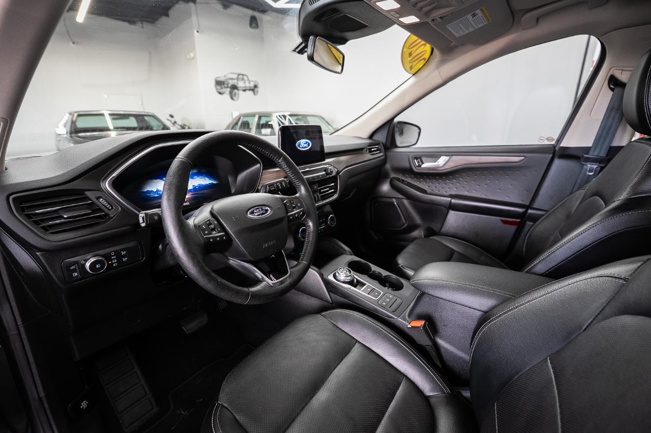 Ford Escape Hybrid Titanium AWD 2020