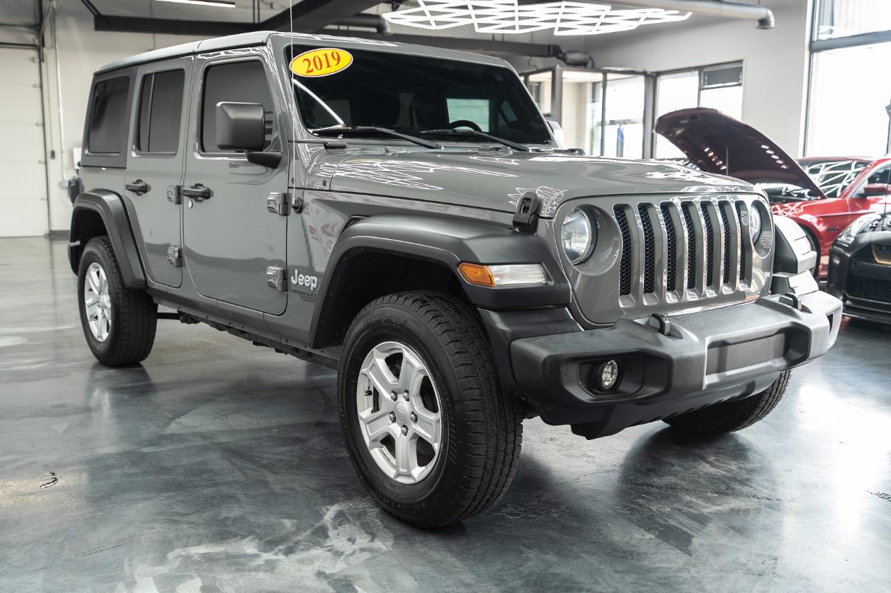 Jeep Wrangler Unlimited Sport 2019
