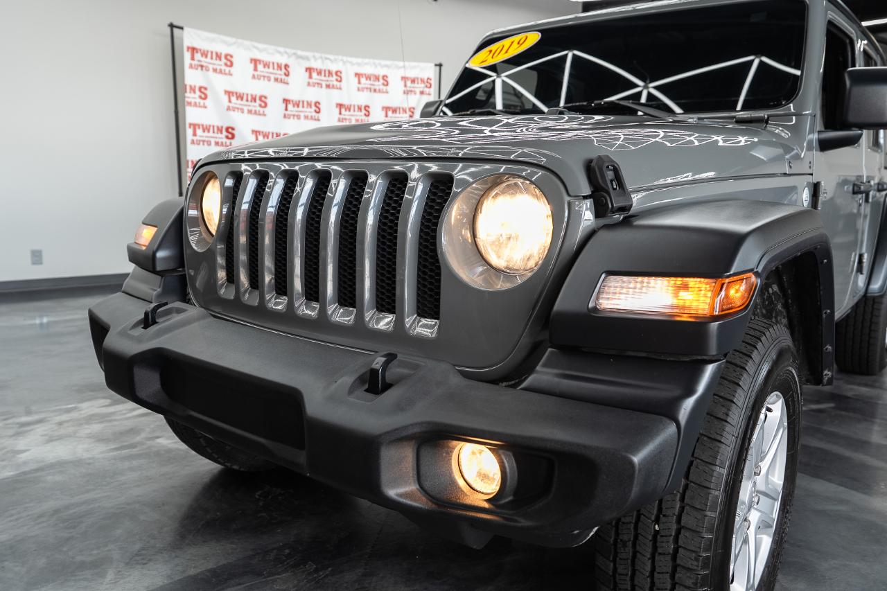 Jeep Wrangler Unlimited Sport 2019