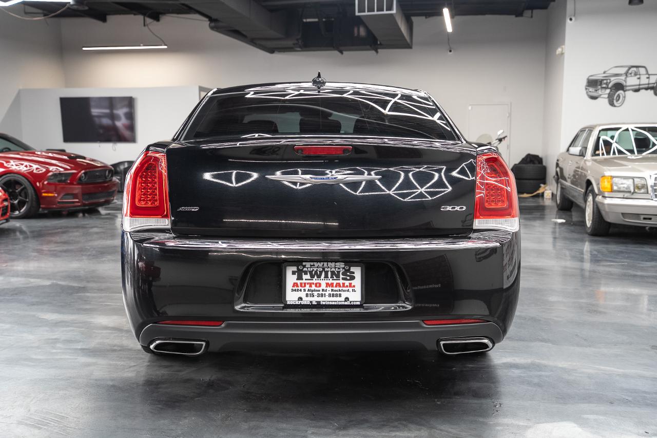 Chrysler 300 Touring AWD 2019