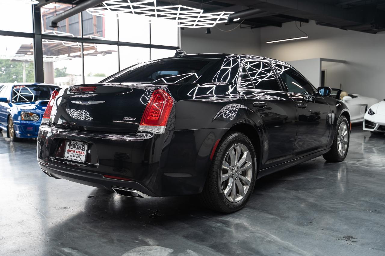Chrysler 300 Touring AWD 2019