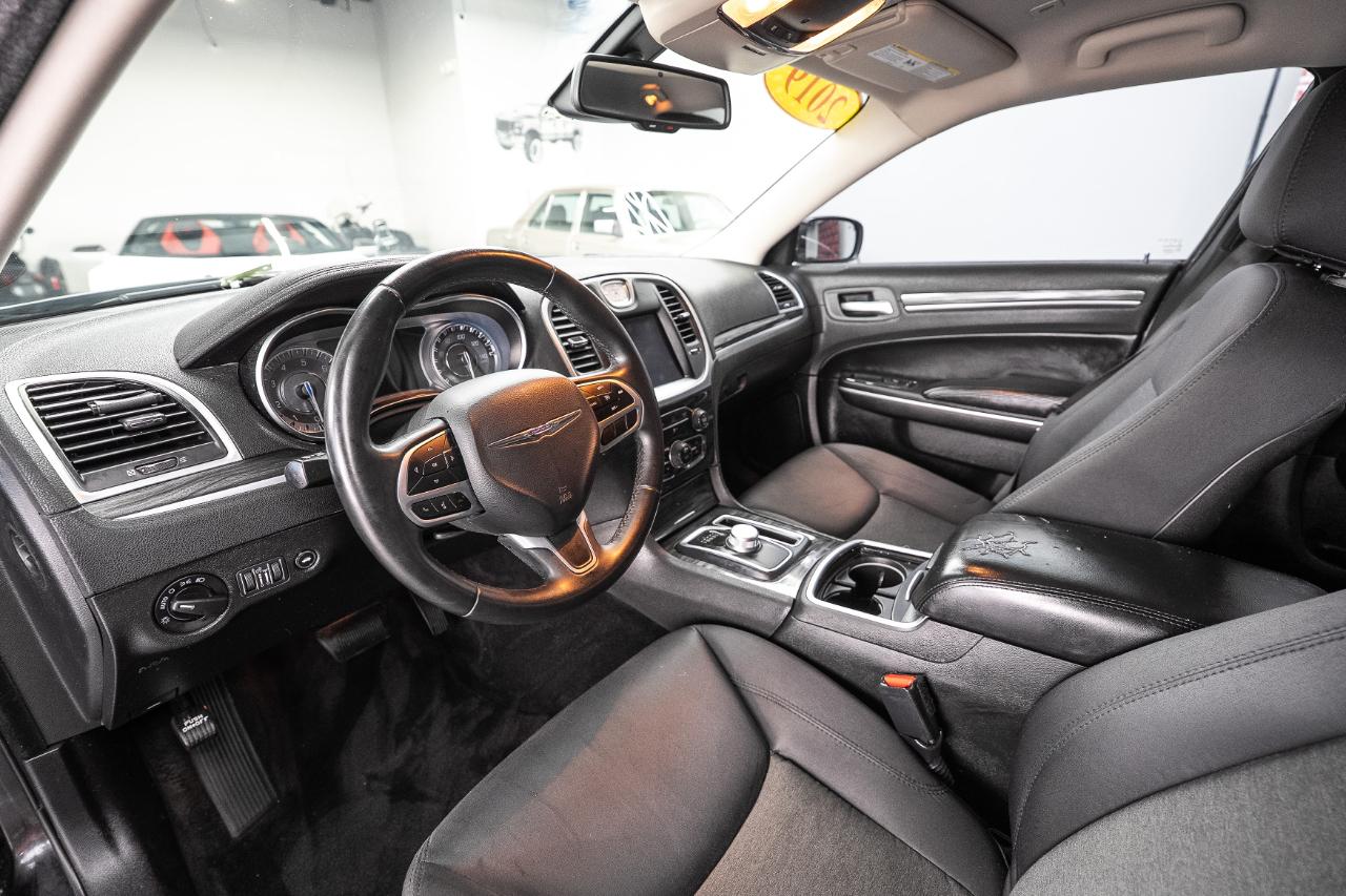Chrysler 300 Touring AWD 2019