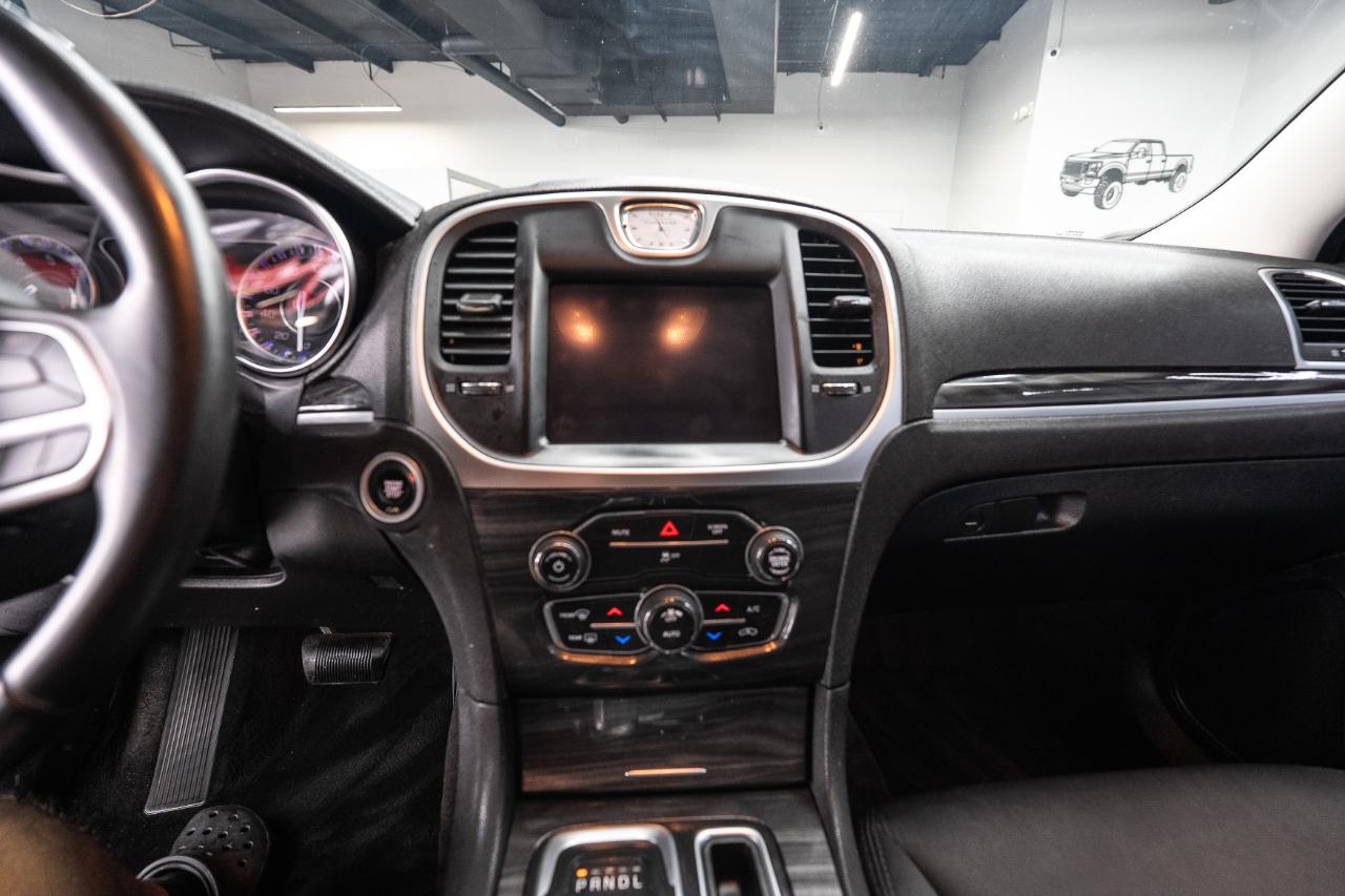 Chrysler 300 Touring AWD 2019