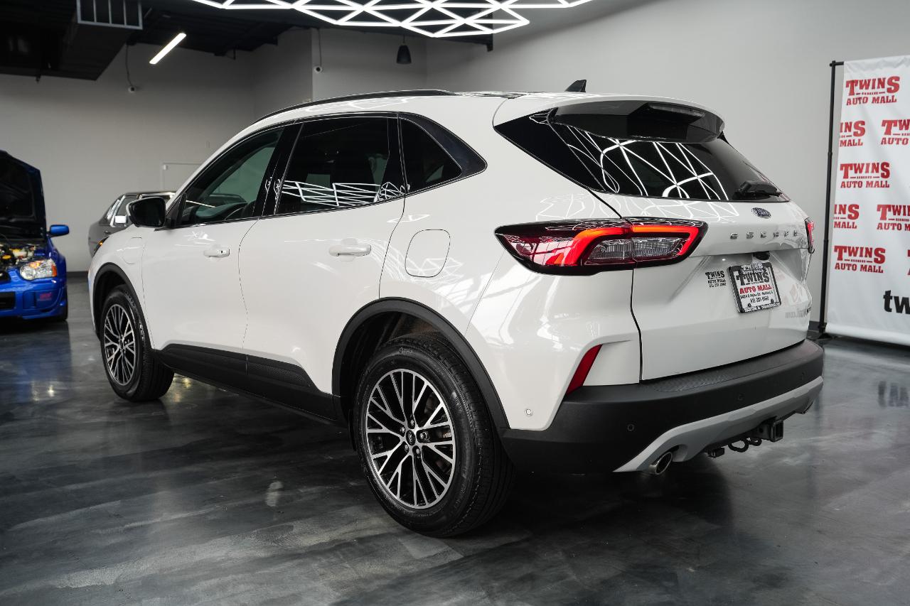 Ford Escape Plug-in Hybrid Base 2024