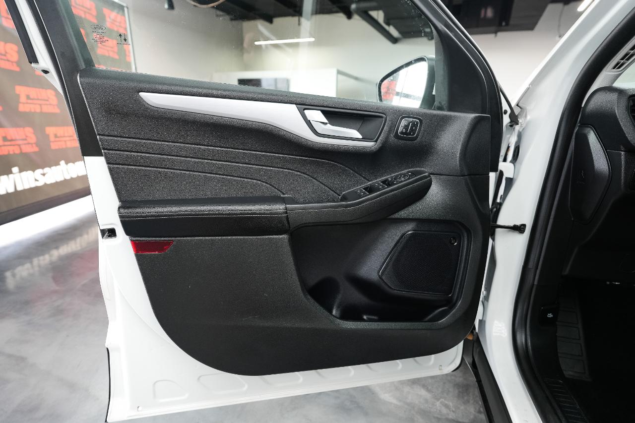 Ford Escape Plug-in Hybrid Base 2024