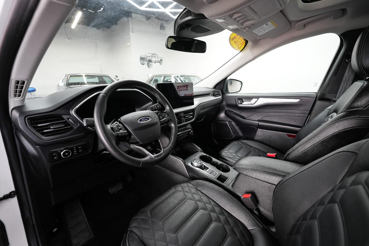 Ford Escape Plug-in Hybrid Base 2024