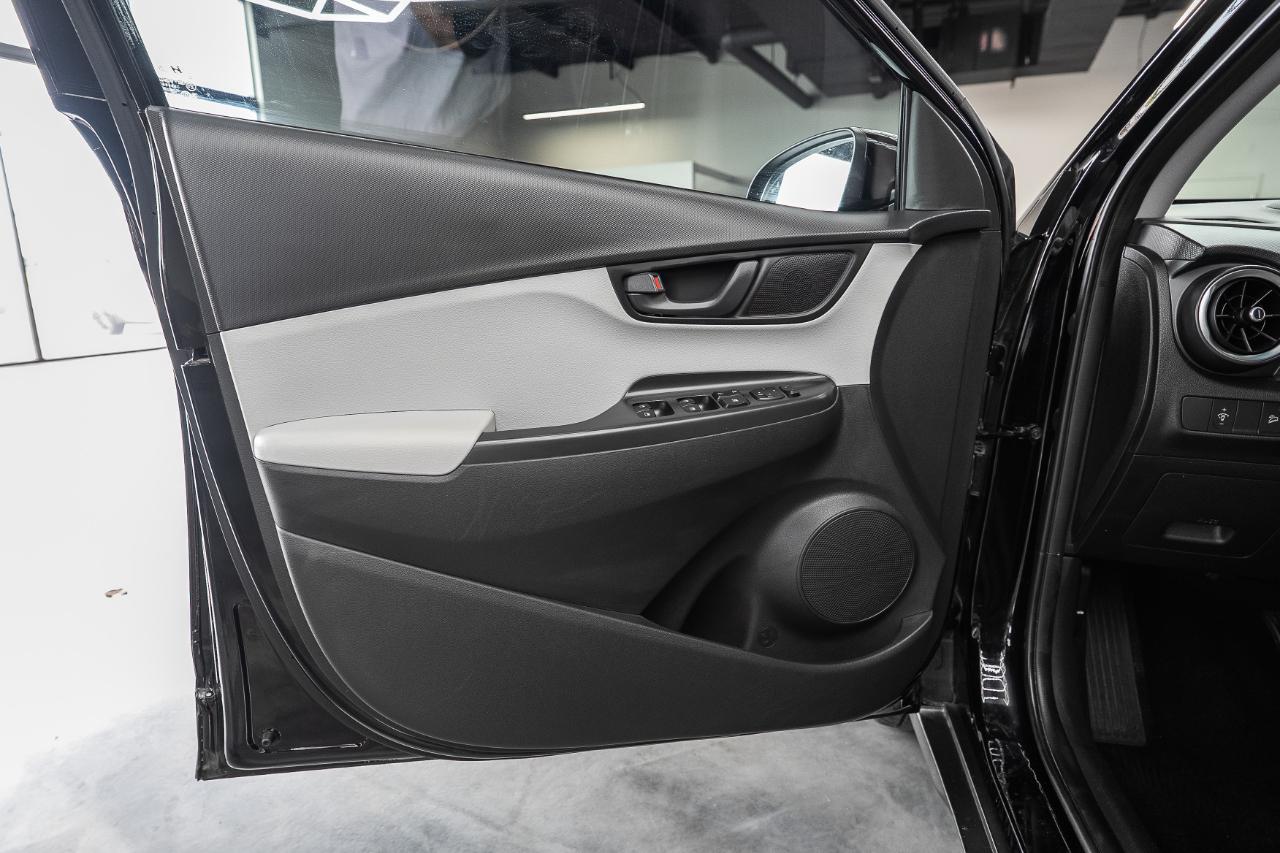 Hyundai Kona SEL AWD 2023