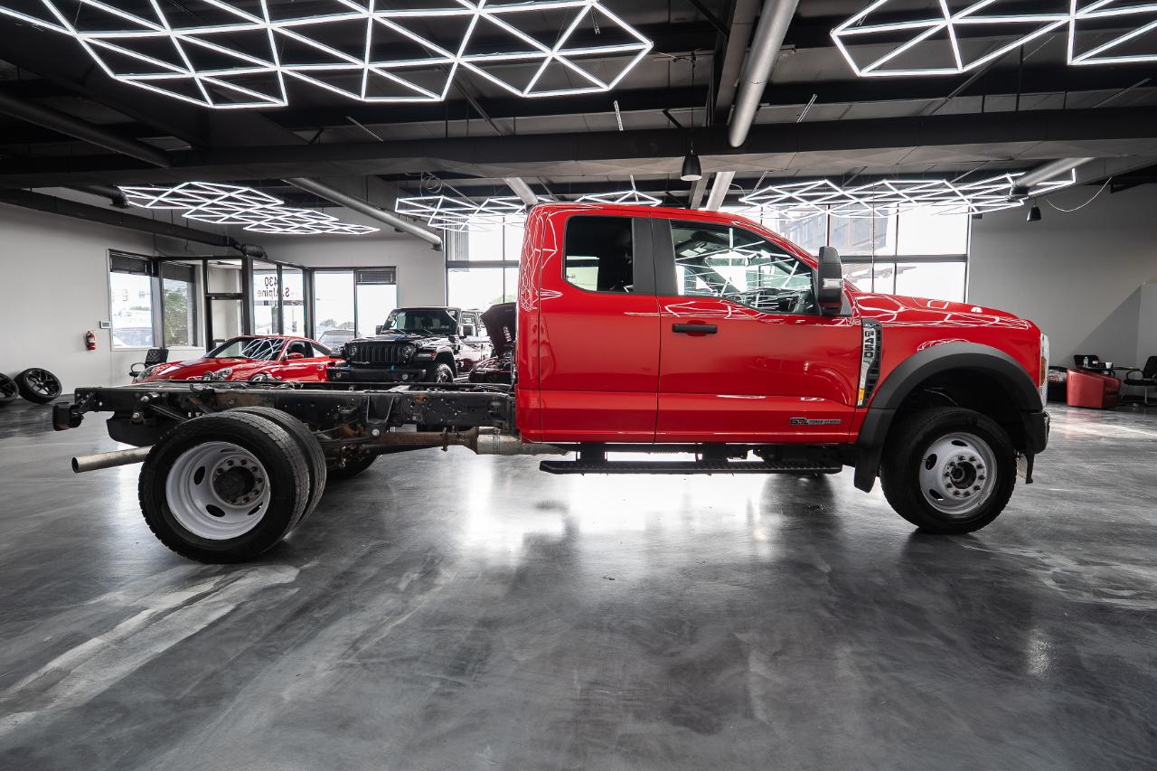 Ford F-450 SD SuperCab DRW 4WD 2024