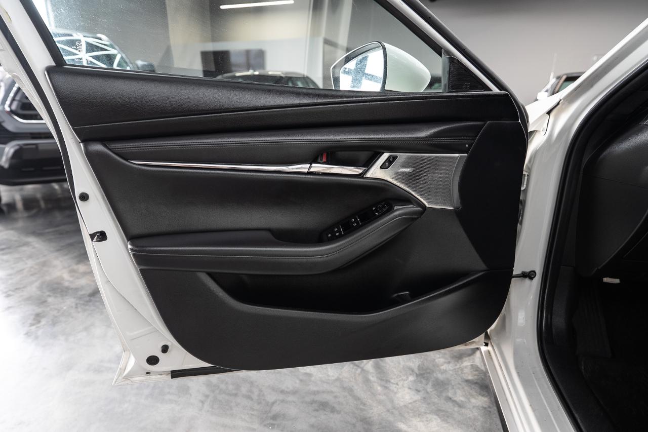 Mazda MAZDA3 Preferred Hatchback 2019