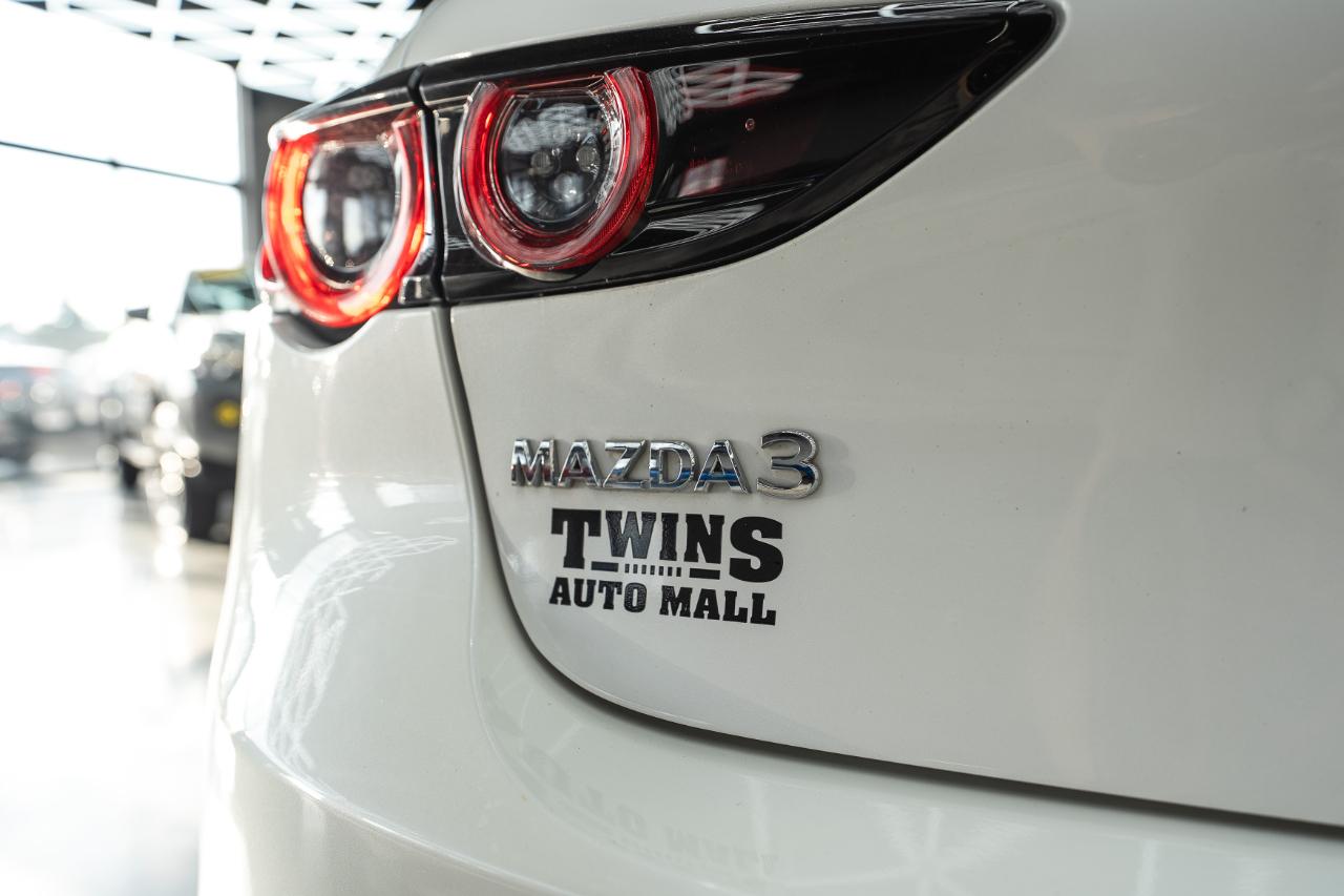 Mazda MAZDA3 Preferred Hatchback 2019