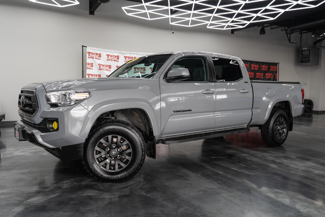 Toyota Tacoma 4WD Double Cab V6 AT SR5 (Natl) 2021
