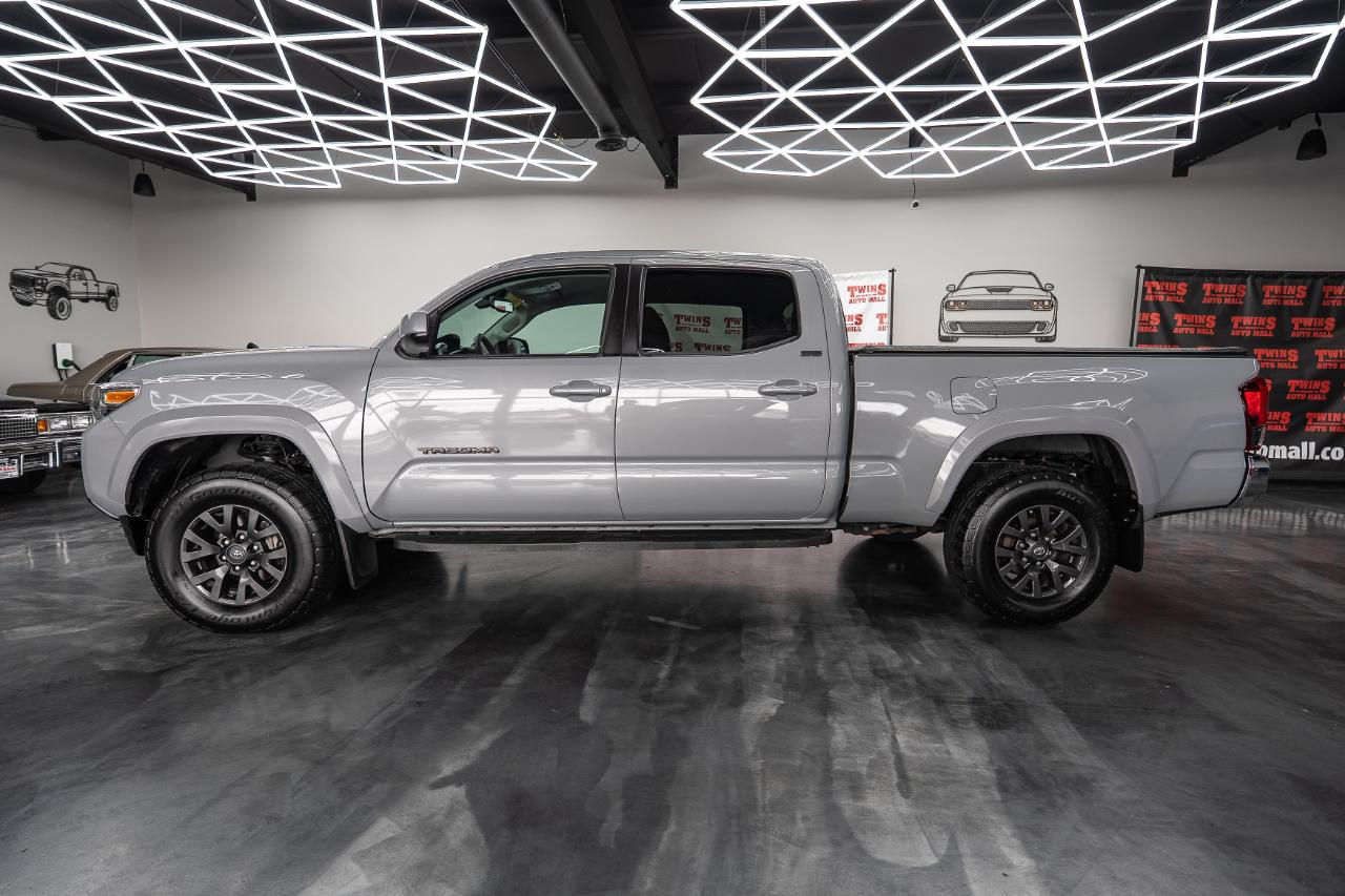 Toyota Tacoma 4WD Double Cab V6 AT SR5 (Natl) 2021