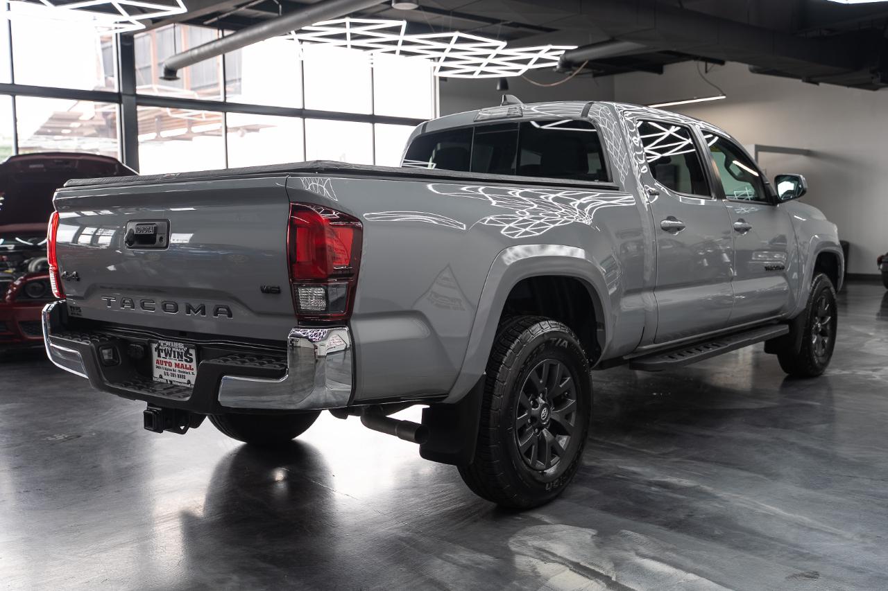 Toyota Tacoma 4WD Double Cab V6 AT SR5 (Natl) 2021