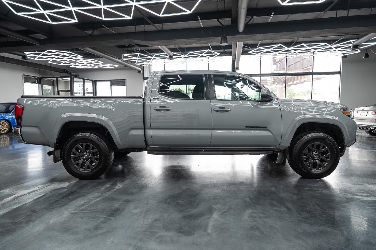 Toyota Tacoma 4WD Double Cab V6 AT SR5 (Natl) 2021