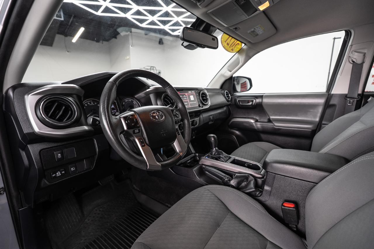 Toyota Tacoma 4WD Double Cab V6 AT SR5 (Natl) 2021