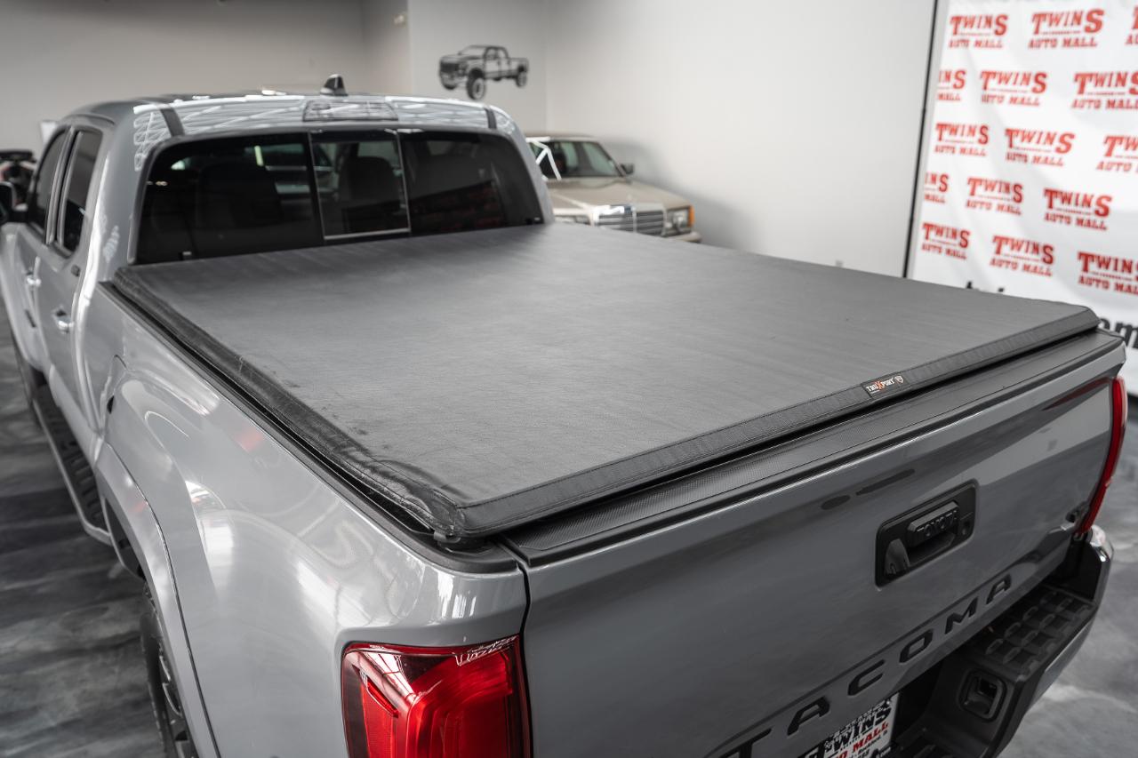 Toyota Tacoma 4WD Double Cab V6 AT SR5 (Natl) 2021
