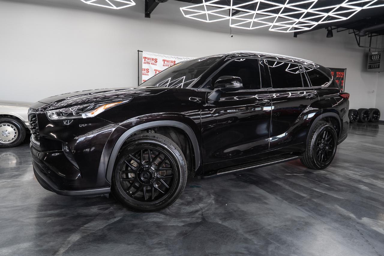 Toyota Highlander Limited 2021