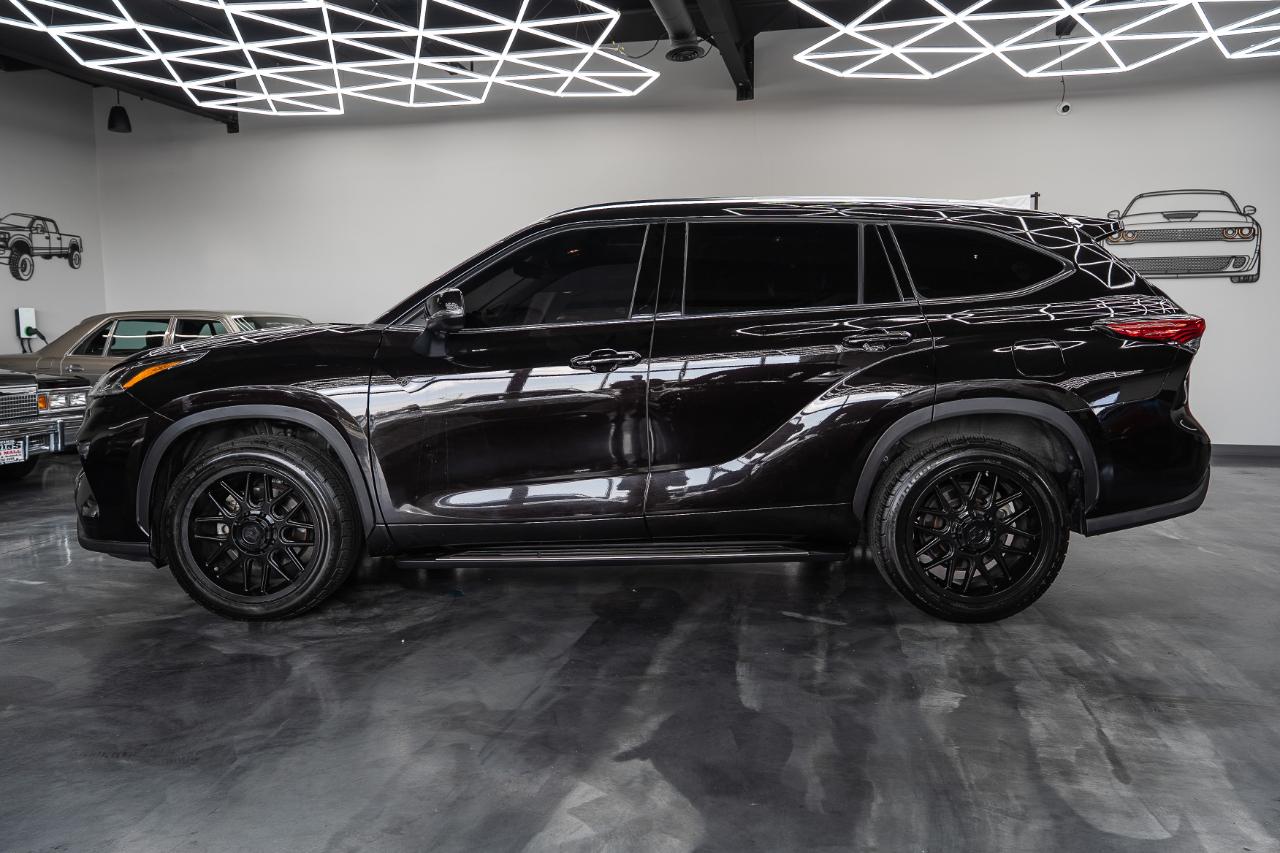 Toyota Highlander Limited 2021