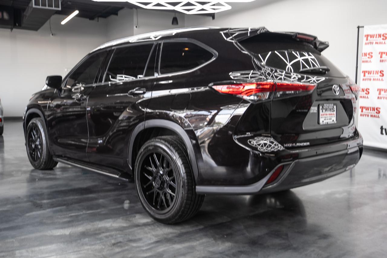 Toyota Highlander Limited 2021
