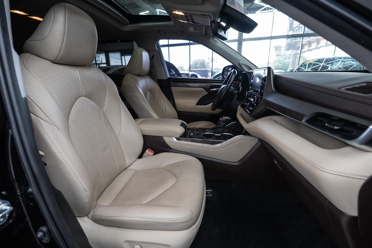 Toyota Highlander Limited 2021