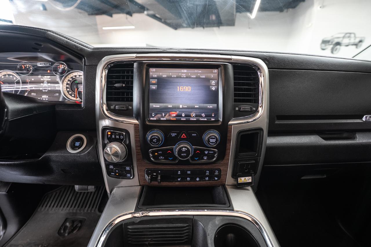 RAM 1500 Laramie Crew Cab SWB 4WD 2018