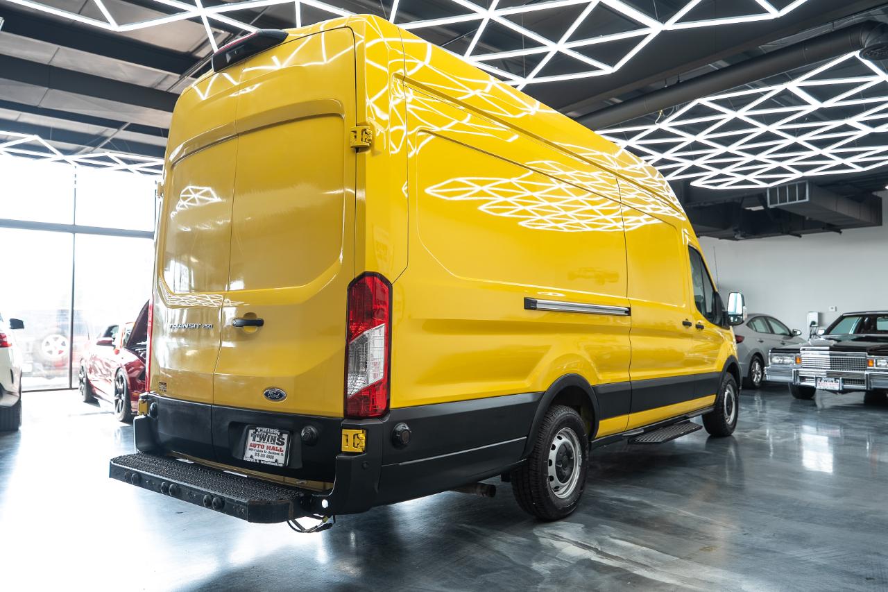 Ford Transit 250 Van High Roof w/Sliding Pass. 148-in. WB EL 2020