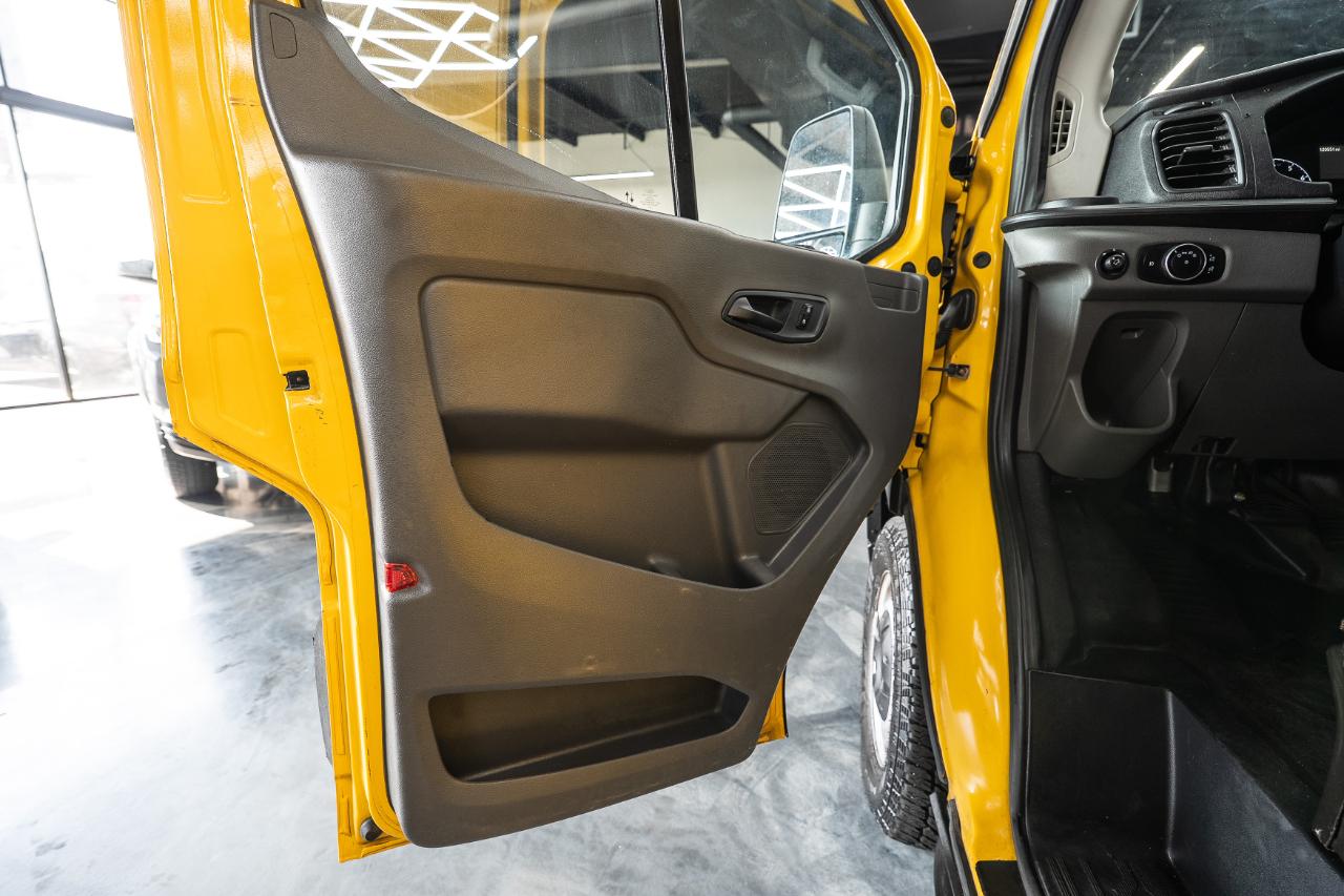 Ford Transit 250 Van High Roof w/Sliding Pass. 148-in. WB EL 2020