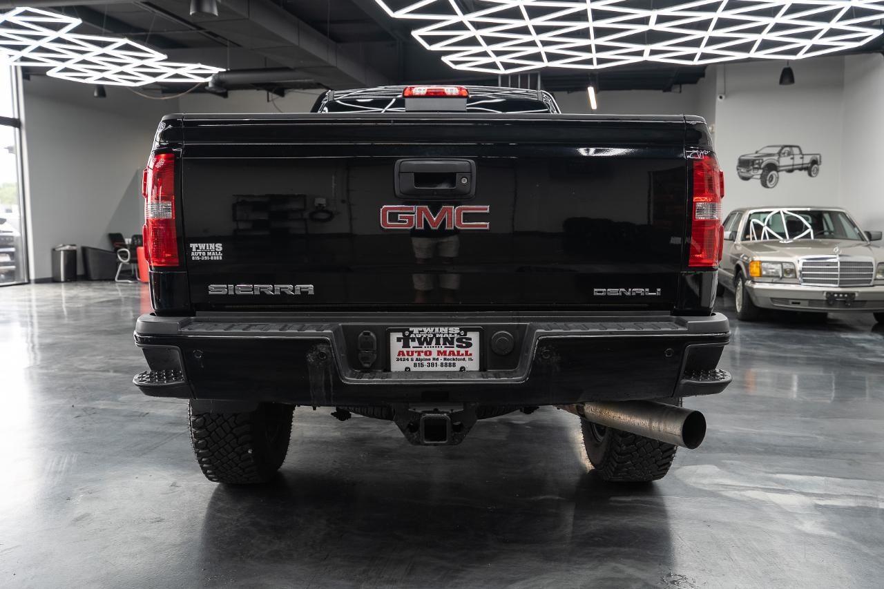 GMC Sierra 2500HD Denali Crew Cab 4WD 2015